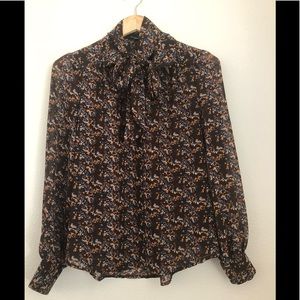 🍂 Blouse with neck bow tie